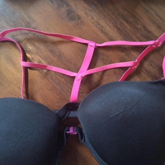 XOXO 34C Grey and Black Bras With Intricate Back Design - Picture 6 of 8